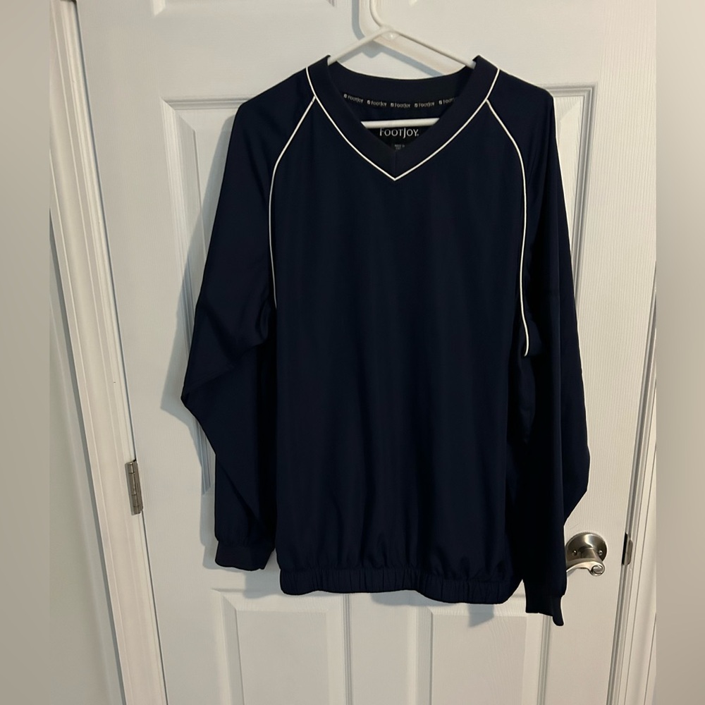 Footjoy Men’s V.-Neck pullover size Large